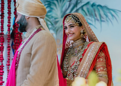 Sonam Kapoor pens a heartfelt anniversary note for ‘love of his life’ Anand Ahuja | Sonam Kapoor pens a heartfelt anniversary note for ‘love of his life’ Anand Ahuja Sonam Kapoor pens a heartfelt anniversary note for ‘love of his life’ Anand Ahuja | Sonam Kapoor pens a heartfelt anniversary note for ‘love of his life’ Anand Ahuja