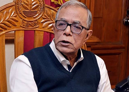 Former Bangladeshi Prez Abdul Hamid leaves country | Former Bangladeshi Prez Abdul Hamid leaves country Former Bangladeshi Prez Abdul Hamid leaves country | Former Bangladeshi Prez Abdul Hamid leaves country
