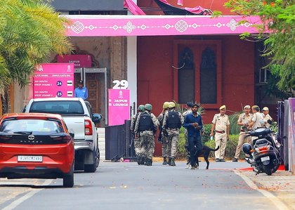 Bomb threat at Jaipur’s SMS Stadium amid India-Pak tensions | Bomb threat at Jaipur’s SMS Stadium amid India-Pak tensions Bomb threat at Jaipur’s SMS Stadium amid India-Pak tensions | Bomb threat at Jaipur’s SMS Stadium amid India-Pak tensions