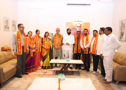 Sharad Pawar NCP faction gets jolt as 7 Thane ex-corporators join Shinde Sena ahead of local body polls | Sharad Pawar NCP faction gets jolt as 7 Thane ex-corporators join Shinde Sena ahead of local body polls Sharad Pawar NCP faction gets jolt as 7 Thane ex-corporators join Shinde Sena ahead of local body polls | Sharad Pawar NCP faction gets jolt as 7 Thane ex-corporators join Shinde Sena ahead of local body polls