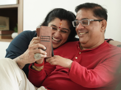 Pak copying Indian Navy anthem excites Kerala filmmaking couple: Know why | Pak copying Indian Navy anthem excites Kerala filmmaking couple: Know why Pak copying Indian Navy anthem excites Kerala filmmaking couple: Know why | Pak copying Indian Navy anthem excites Kerala filmmaking couple: Know why