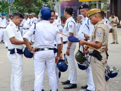 Coded messages in phones of 2 arrested JMB men in Bengal show links with other fundamentalist groups | Coded messages in phones of 2 arrested JMB men in Bengal show links with other fundamentalist groups Coded messages in phones of 2 arrested JMB men in Bengal show links with other fundamentalist groups | Coded messages in phones of 2 arrested JMB men in Bengal show links with other fundamentalist groups