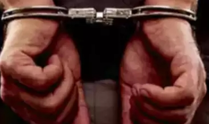 Six B'deshi infiltrators arrested while trying to escape through Indo-Bangla border | Six B'deshi infiltrators arrested while trying to escape through Indo-Bangla border Six B'deshi infiltrators arrested while trying to escape through Indo-Bangla border | Six B'deshi infiltrators arrested while trying to escape through Indo-Bangla border