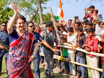 Priyanka Gandhi alleges Nitish Kumar not ready to share stage with PM Modi in Bihar polls | Priyanka Gandhi alleges Nitish Kumar not ready to share stage with PM Modi in Bihar polls