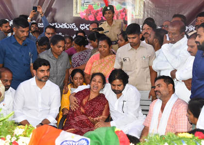 Andhra Pradesh announces Rs 50 lakh for slain soldier's family | Andhra Pradesh announces Rs 50 lakh for slain soldier's family Andhra Pradesh announces Rs 50 lakh for slain soldier's family | Andhra Pradesh announces Rs 50 lakh for slain soldier's family