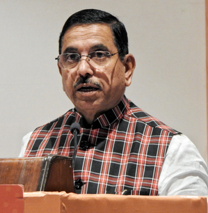Union Minister Pralhad Joshi slams Pakistan over its 'double standards' | Union Minister Pralhad Joshi slams Pakistan over its 'double standards' Union Minister Pralhad Joshi slams Pakistan over its 'double standards' | Union Minister Pralhad Joshi slams Pakistan over its 'double standards'