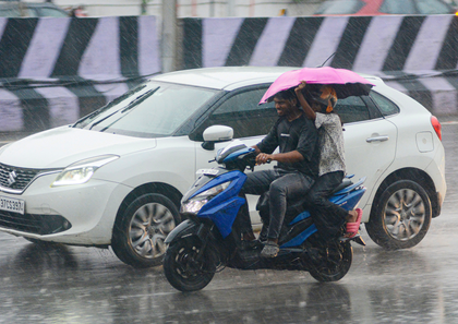 Weather dept predicts heavy rainfall in TN from tomorrow | Weather dept predicts heavy rainfall in TN from tomorrow Weather dept predicts heavy rainfall in TN from tomorrow | Weather dept predicts heavy rainfall in TN from tomorrow
