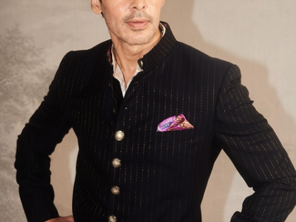 Dino Morea draws parallel between himself and his ‘The Royals’ character | Dino Morea draws parallel between himself and his ‘The Royals’ character Dino Morea draws parallel between himself and his ‘The Royals’ character | Dino Morea draws parallel between himself and his ‘The Royals’ character