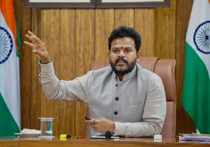 Ahmedabad plane crash: Aviation Minister to chair high-level meeting on air safety today | Ahmedabad plane crash: Aviation Minister to chair high-level meeting on air safety today Ahmedabad plane crash: Aviation Minister to chair high-level meeting on air safety today | Ahmedabad plane crash: Aviation Minister to chair high-level meeting on air safety today
