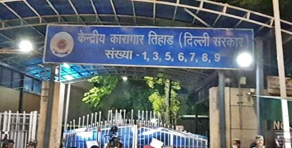 Two mobile snatchers nabbed in Delhi; one came out of Tihar jail a day ago | Two mobile snatchers nabbed in Delhi; one came out of Tihar jail a day ago Two mobile snatchers nabbed in Delhi; one came out of Tihar jail a day ago | Two mobile snatchers nabbed in Delhi; one came out of Tihar jail a day ago