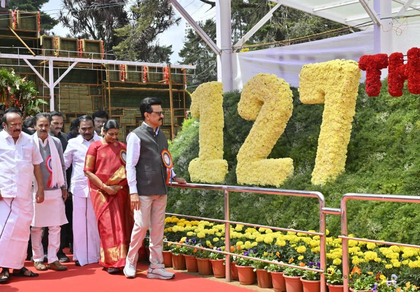 Tamil Nadu CM M.K. Stalin inaugurates annual flower show in Ooty | Tamil Nadu CM M.K. Stalin inaugurates annual flower show in Ooty Tamil Nadu CM M.K. Stalin inaugurates annual flower show in Ooty | Tamil Nadu CM M.K. Stalin inaugurates annual flower show in Ooty