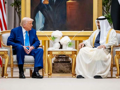 UAE, US Presidents hold talks in Abu Dhabi to boost partnership | UAE, US Presidents hold talks in Abu Dhabi to boost partnership UAE, US Presidents hold talks in Abu Dhabi to boost partnership | UAE, US Presidents hold talks in Abu Dhabi to boost partnership