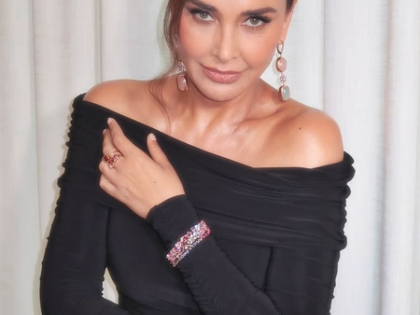 Lisa Ray contemplates the contrasting chapters of her life | Lisa Ray contemplates the contrasting chapters of her life Lisa Ray contemplates the contrasting chapters of her life | Lisa Ray contemplates the contrasting chapters of her life
