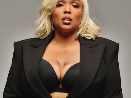 Lizzo shares insight on her relationship with boyfriend Myke Wright | Lizzo shares insight on her relationship with boyfriend Myke Wright Lizzo shares insight on her relationship with boyfriend Myke Wright | Lizzo shares insight on her relationship with boyfriend Myke Wright