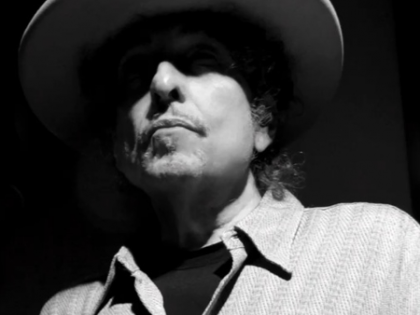 Bob Dylan performs 'Mr. Tambourine Man' live after more than a decade | Bob Dylan performs 'Mr. Tambourine Man' live after more than a decade Bob Dylan performs 'Mr. Tambourine Man' live after more than a decade | Bob Dylan performs 'Mr. Tambourine Man' live after more than a decade