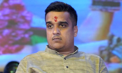 Gujarat minister warns usurers, illegal arms holders of strict action | Gujarat minister warns usurers, illegal arms holders of strict action Gujarat minister warns usurers, illegal arms holders of strict action | Gujarat minister warns usurers, illegal arms holders of strict action