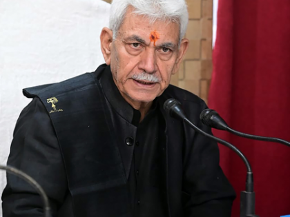 J&K L-G visits Pakistan shelling-hit area in Kupwara | J&K L-G visits Pakistan shelling-hit area in Kupwara J&K L-G visits Pakistan shelling-hit area in Kupwara | J&K L-G visits Pakistan shelling-hit area in Kupwara
