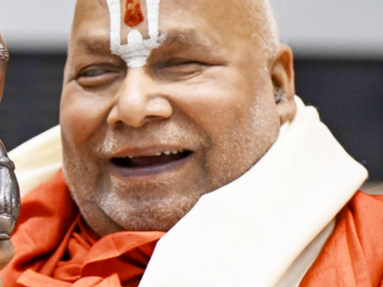 If ceasefire was delayed, Pak would have been wiped off: Swami Rambhadracharya | If ceasefire was delayed, Pak would have been wiped off: Swami Rambhadracharya If ceasefire was delayed, Pak would have been wiped off: Swami Rambhadracharya | If ceasefire was delayed, Pak would have been wiped off: Swami Rambhadracharya