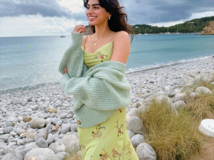 Janhvi Kapoor says 'I miss you’ll' to sister Khushi who is off on a vacation | Janhvi Kapoor says 'I miss you’ll' to sister Khushi who is off on a vacation Janhvi Kapoor says 'I miss you’ll' to sister Khushi who is off on a vacation | Janhvi Kapoor says 'I miss you’ll' to sister Khushi who is off on a vacation