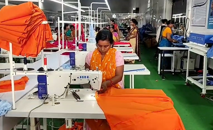 Rejected by in-laws, supported by 'Jeevika': Begusarai’s Neelu turns adversity into success | Rejected by in-laws, supported by 'Jeevika': Begusarai’s Neelu turns adversity into success Rejected by in-laws, supported by 'Jeevika': Begusarai’s Neelu turns adversity into success | Rejected by in-laws, supported by 'Jeevika': Begusarai’s Neelu turns adversity into success