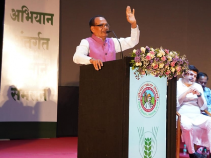 Centre opens Soil Library to boost Maharashtra farm sector; Clean Plant Lab to be set up in Pune soon | Centre opens Soil Library to boost Maharashtra farm sector; Clean Plant Lab to be set up in Pune soon Centre opens Soil Library to boost Maharashtra farm sector; Clean Plant Lab to be set up in Pune soon | Centre opens Soil Library to boost Maharashtra farm sector; Clean Plant Lab to be set up in Pune soon