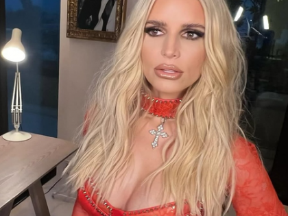 Jessica Simpson rocks blonde hair transformation | Jessica Simpson rocks blonde hair transformation Jessica Simpson rocks blonde hair transformation | Jessica Simpson rocks blonde hair transformation