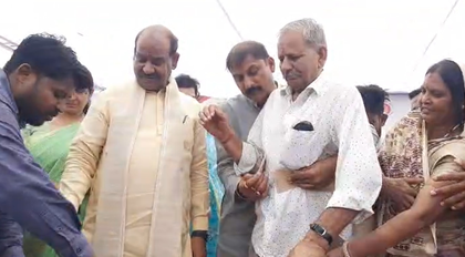 Om Birla inaugurates Pradhan Mantri Divyasha Kendra in Kota, distributes aids to beneficiaries | Om Birla inaugurates Pradhan Mantri Divyasha Kendra in Kota, distributes aids to beneficiaries Om Birla inaugurates Pradhan Mantri Divyasha Kendra in Kota, distributes aids to beneficiaries | Om Birla inaugurates Pradhan Mantri Divyasha Kendra in Kota, distributes aids to beneficiaries