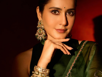 Raashii Khanna talks about best friend Vaani Kapoor: It's real friendship | Raashii Khanna talks about best friend Vaani Kapoor: It's real friendship Raashii Khanna talks about best friend Vaani Kapoor: It's real friendship | Raashii Khanna talks about best friend Vaani Kapoor: It's real friendship