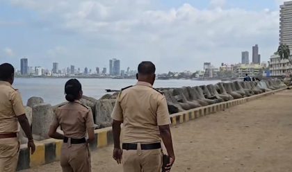 Mumbai Police helpline 112 gets bomb threat call; rumour monger booked | Mumbai Police helpline 112 gets bomb threat call; rumour monger booked Mumbai Police helpline 112 gets bomb threat call; rumour monger booked | Mumbai Police helpline 112 gets bomb threat call; rumour monger booked