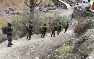 After suspicious movement, search operation launched in J&K’s Rajouri | After suspicious movement, search operation launched in J&K’s Rajouri After suspicious movement, search operation launched in J&K’s Rajouri | After suspicious movement, search operation launched in J&K’s Rajouri