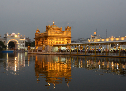 Holiest Sikh shrine Golden Temple saved from Pakistani missiles, says Indian Army | Holiest Sikh shrine Golden Temple saved from Pakistani missiles, says Indian Army Holiest Sikh shrine Golden Temple saved from Pakistani missiles, says Indian Army | Holiest Sikh shrine Golden Temple saved from Pakistani missiles, says Indian Army