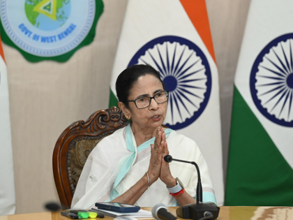 Will not say anything on SC order on DA dues but will act on it legally: Mamata Banerjee | Will not say anything on SC order on DA dues but will act on it legally: Mamata Banerjee Will not say anything on SC order on DA dues but will act on it legally: Mamata Banerjee | Will not say anything on SC order on DA dues but will act on it legally: Mamata Banerjee