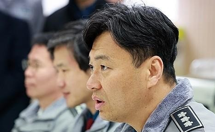 South Korean police plan triple-layered security for presidential candidates | South Korean police plan triple-layered security for presidential candidates South Korean police plan triple-layered security for presidential candidates | South Korean police plan triple-layered security for presidential candidates