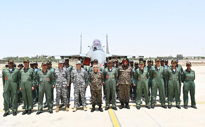 CDS and Army Chief visit Longewala & Suratgarh military station post Operation Sindoor | CDS and Army Chief visit Longewala & Suratgarh military station post Operation Sindoor CDS and Army Chief visit Longewala & Suratgarh military station post Operation Sindoor | CDS and Army Chief visit Longewala & Suratgarh military station post Operation Sindoor