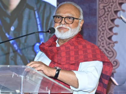 Maha cabinet expanded, Chhagan Bhujbal takes oath as minister | Maha cabinet expanded, Chhagan Bhujbal takes oath as minister Maha cabinet expanded, Chhagan Bhujbal takes oath as minister | Maha cabinet expanded, Chhagan Bhujbal takes oath as minister