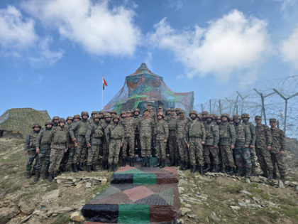 Northern Army commander visits forward areas to assess the security situation | Northern Army commander visits forward areas to assess the security situation Northern Army commander visits forward areas to assess the security situation | Northern Army commander visits forward areas to assess the security situation