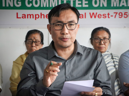 Meitei body calls 48-hr shutdown over 'Manipur' signage removal incident | Meitei body calls 48-hr shutdown over 'Manipur' signage removal incident Meitei body calls 48-hr shutdown over 'Manipur' signage removal incident | Meitei body calls 48-hr shutdown over 'Manipur' signage removal incident