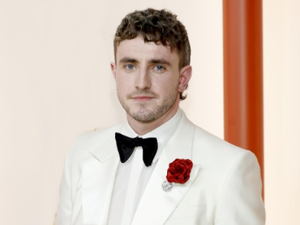 Paul Mescal, Josh O’Connor’s ‘The History of Sound’ earns 6-minute standing ovation | Paul Mescal, Josh O’Connor’s ‘The History of Sound’ earns 6-minute standing ovation Paul Mescal, Josh O’Connor’s ‘The History of Sound’ earns 6-minute standing ovation | Paul Mescal, Josh O’Connor’s ‘The History of Sound’ earns 6-minute standing ovation