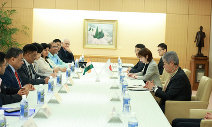 Terrorism cannot be justified for any reason, says Japanese Foreign Minister in meeting with Indian delegation | Terrorism cannot be justified for any reason, says Japanese Foreign Minister in meeting with Indian delegation Terrorism cannot be justified for any reason, says Japanese Foreign Minister in meeting with Indian delegation | Terrorism cannot be justified for any reason, says Japanese Foreign Minister in meeting with Indian delegation