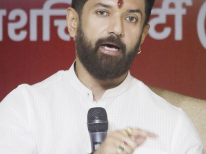 Friends with everyone, but no alternate alliance possible: Chirag Paswan | Friends with everyone, but no alternate alliance possible: Chirag Paswan Friends with everyone, but no alternate alliance possible: Chirag Paswan | Friends with everyone, but no alternate alliance possible: Chirag Paswan