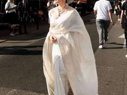 Following the footsteps of Aishwarya, Nehha Pendse represents the timeless Indian beauty at Cannes | Following the footsteps of Aishwarya, Nehha Pendse represents the timeless Indian beauty at Cannes Following the footsteps of Aishwarya, Nehha Pendse represents the timeless Indian beauty at Cannes | Following the footsteps of Aishwarya, Nehha Pendse represents the timeless Indian beauty at Cannes
