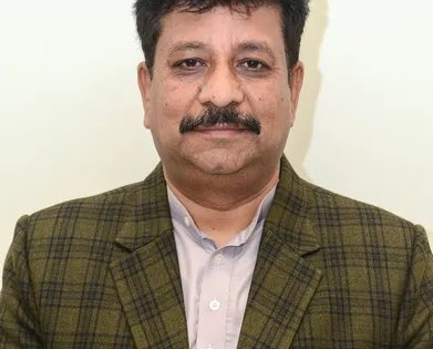 After 8 hours of questioning, Punjab Vigilance Bureau arrests AAP legislator for corruption | After 8 hours of questioning, Punjab Vigilance Bureau arrests AAP legislator for corruption After 8 hours of questioning, Punjab Vigilance Bureau arrests AAP legislator for corruption | After 8 hours of questioning, Punjab Vigilance Bureau arrests AAP legislator for corruption