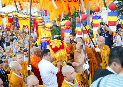 Vietnam: Holy Buddha relics from India enshrined at ancient Buddhist temple | Vietnam: Holy Buddha relics from India enshrined at ancient Buddhist temple Vietnam: Holy Buddha relics from India enshrined at ancient Buddhist temple | Vietnam: Holy Buddha relics from India enshrined at ancient Buddhist temple