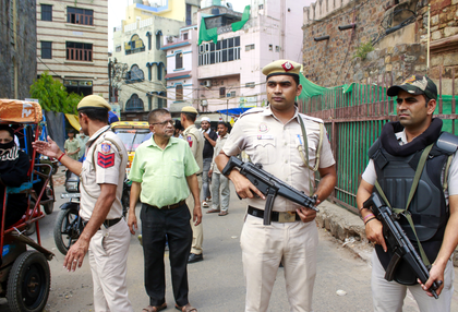 Member of notorious Gogi Gang arrested after gunfight in Delhi's Rohini | Member of notorious Gogi Gang arrested after gunfight in Delhi's Rohini Member of notorious Gogi Gang arrested after gunfight in Delhi's Rohini | Member of notorious Gogi Gang arrested after gunfight in Delhi's Rohini
