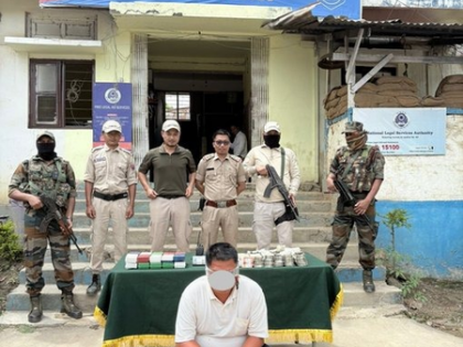 Drugs valued at Rs 2.84 cr seized in Manipur, two held | Drugs valued at Rs 2.84 cr seized in Manipur, two held Drugs valued at Rs 2.84 cr seized in Manipur, two held | Drugs valued at Rs 2.84 cr seized in Manipur, two held