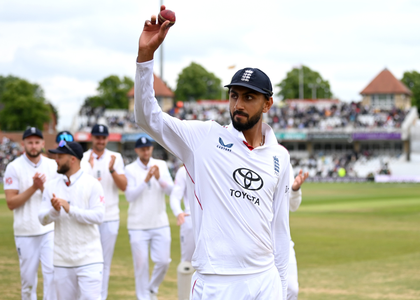 Bashir claims 6-81 as England hand Zimbabwe massive defeat in Only Test | Bashir claims 6-81 as England hand Zimbabwe massive defeat in Only Test Bashir claims 6-81 as England hand Zimbabwe massive defeat in Only Test | Bashir claims 6-81 as England hand Zimbabwe massive defeat in Only Test