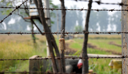 Pakistan made three unsuccessful bids to push terrorists across LoC: Army | Pakistan made three unsuccessful bids to push terrorists across LoC: Army Pakistan made three unsuccessful bids to push terrorists across LoC: Army | Pakistan made three unsuccessful bids to push terrorists across LoC: Army
