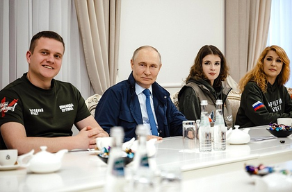 Putin’s helicopter was caught in Ukrainian drone swarm: Russian army official | Putin’s helicopter was caught in Ukrainian drone swarm: Russian army official Putin’s helicopter was caught in Ukrainian drone swarm: Russian army official | Putin’s helicopter was caught in Ukrainian drone swarm: Russian army official