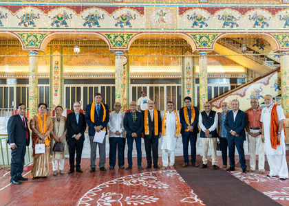 Indian MPs offer prayers at Bahrain’s 200-year-old temple, gurdwara | Indian MPs offer prayers at Bahrain’s 200-year-old temple, gurdwara Indian MPs offer prayers at Bahrain’s 200-year-old temple, gurdwara | Indian MPs offer prayers at Bahrain’s 200-year-old temple, gurdwara