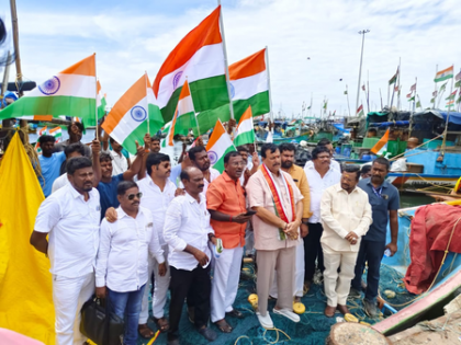 TN BJP holds boat rally in Chennai to support Operation Sindoor | TN BJP holds boat rally in Chennai to support Operation Sindoor TN BJP holds boat rally in Chennai to support Operation Sindoor | TN BJP holds boat rally in Chennai to support Operation Sindoor
